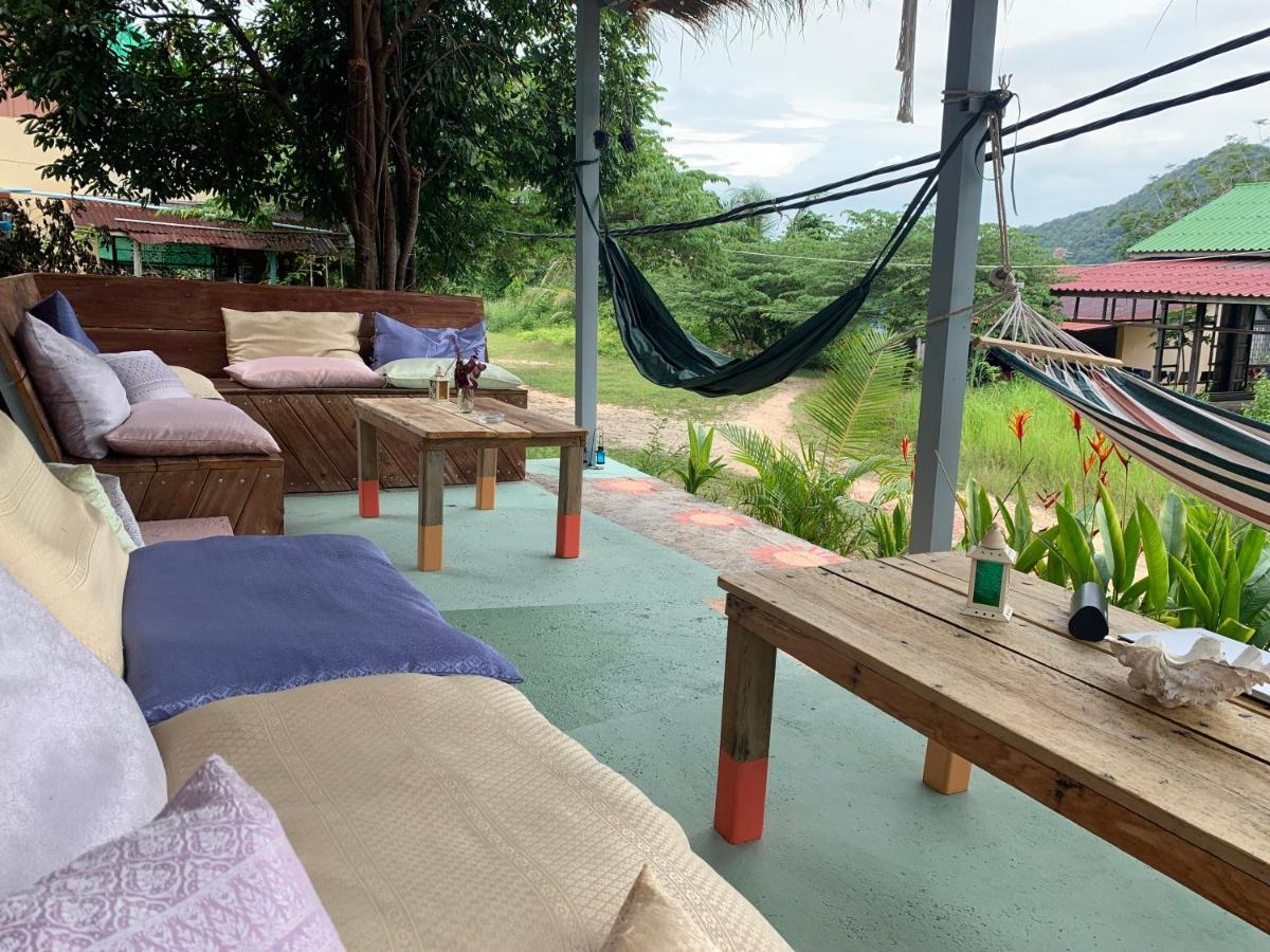 Dahlia Guesthouse Koh Rong Sanloem Dış mekan fotoğraf