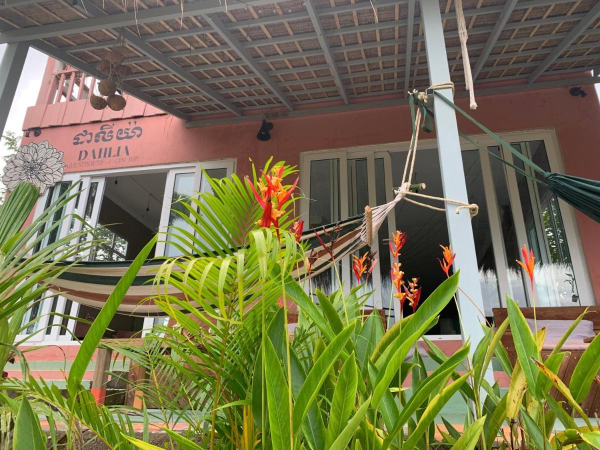 Dahlia Guesthouse Koh Rong Sanloem Dış mekan fotoğraf