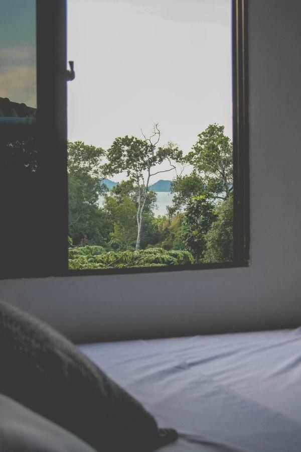 Dahlia Guesthouse Koh Rong Sanloem Dış mekan fotoğraf